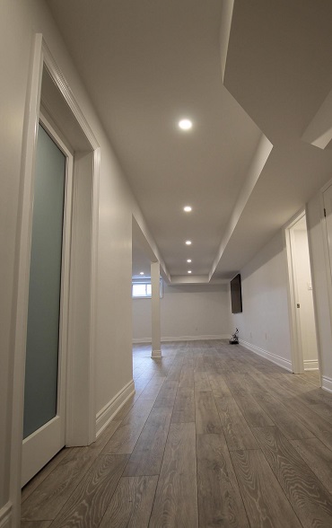 Floor Refinishing & Flooring Installation